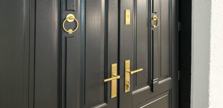 Jaka klamka do drzwi zewnętrznych? 5 rzeczy, które musisz wiedzieć przed zakupem